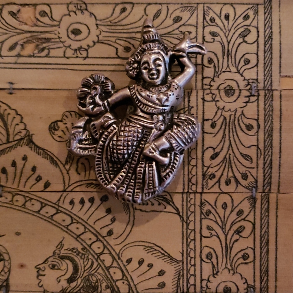 Brooch